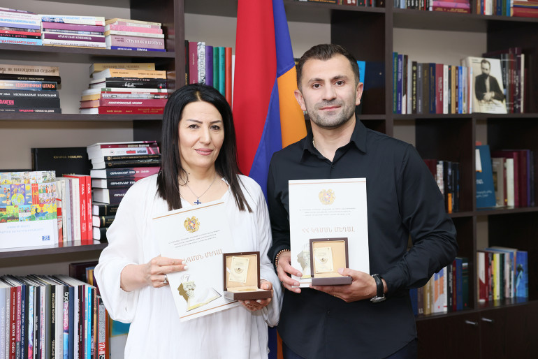 Կարինե Հովհաննիսյանը և Վարդան Բադալյանը պարգևատրվել են ԿԳՄՍՆ մեդալով