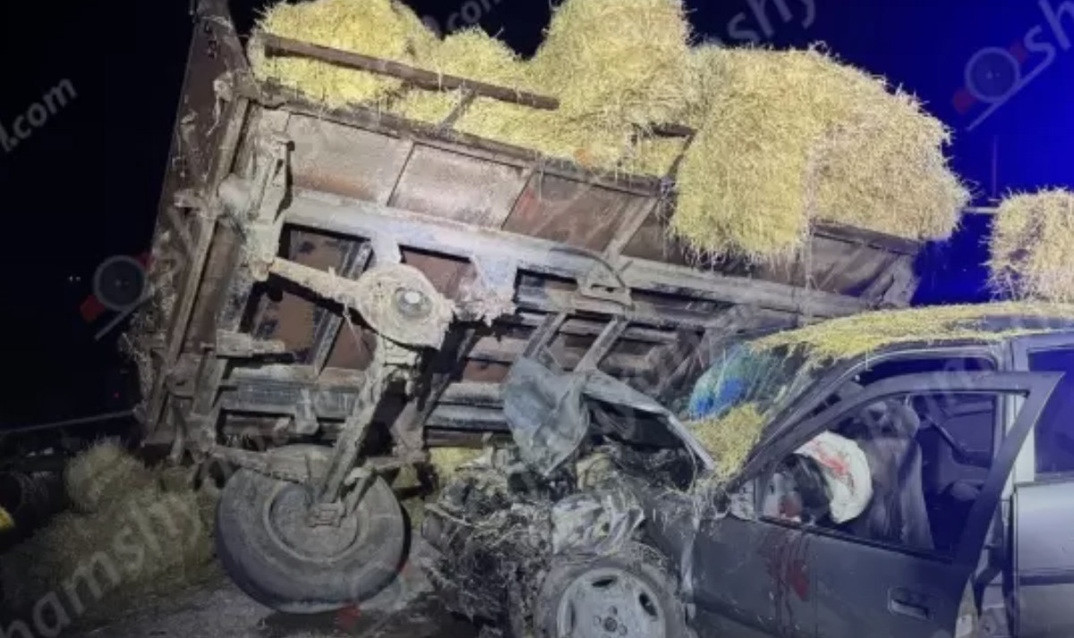 Շիրակի մարզում բախվել են «Opel Vectra»-ն ու անասնակերով բարձված «Belarus» մակնիշի տրակտորը. կան վիրավորներ. Shamshyan.com