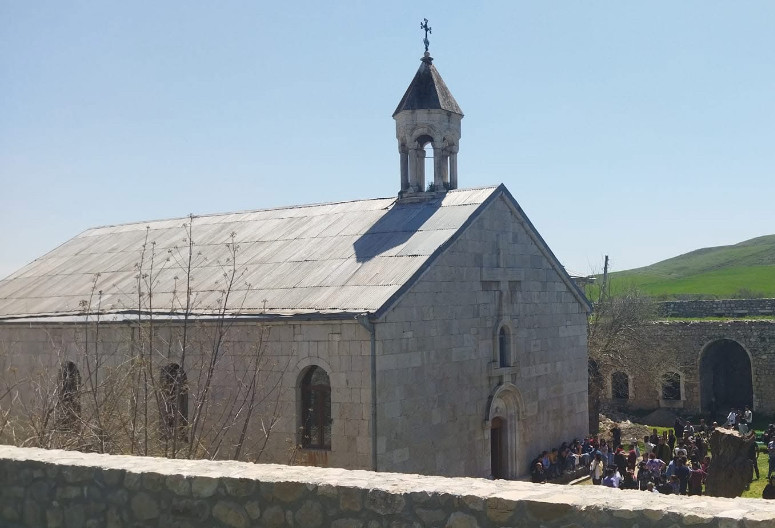 Բռնազավթված Արցախում հրդեհի տարածման գոտում են հայտնվել Տիգրանակերտի պատմամշակութային արգելոցը, Ամարասի վանական համալիրը