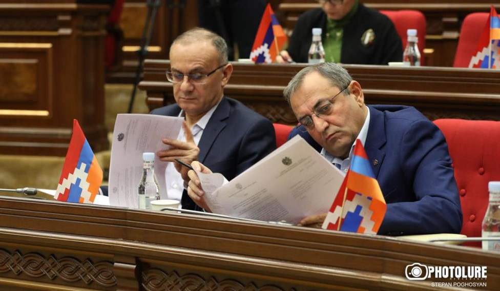 Ավարտվել է Սեյրան Օհանյանի, Արծվիկ Մինասյանի վերաբերյալ քրեական վարույթի նախաքննությունը. ՔԿ