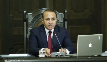 Հովիկ Աբրահամյանի խափանման միջոց տնային կալանքը փոխվել է վարչական հսկողության