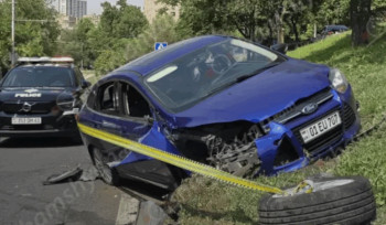 Ավտովթար՝ Երևանում. բախվել են «Ford Focus»-ն ու ՊՆ «Ուրալ»-ը. կա վիրավոր
