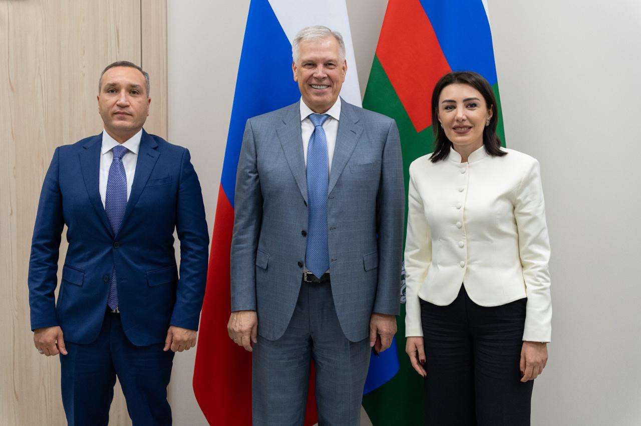ՍԱՏՄ-ի ու Ռոսսելխոզնադզորի ղեկավարները քննարկել են ծաղիկների մատակարարումների հարցը