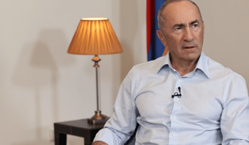 Բանակը բարելավելու կարգախոսների տակ քանդեց բանակը, հիմա ինքը նույնն անում է եկեղեցու հետ․ Քոչարյան