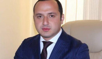 Երեկվանից հսկիչ բոբոները մտել են տրանսպորտ և քաղաքացիներին ահաբեկելով ստիպում են, որ վճարեք չբարեփոխված, խայտառակ վիճակում հայտնված տրանսպորտի համար․ ավագանու անդամ