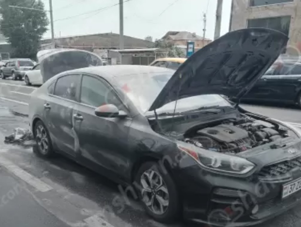 Երևանում պայթյուն-բռնկում է տեղի ունեցել «Kia Forte»-ում. 6 վիրավորներից 3-ը երեխաներ են. Shamshyan.com