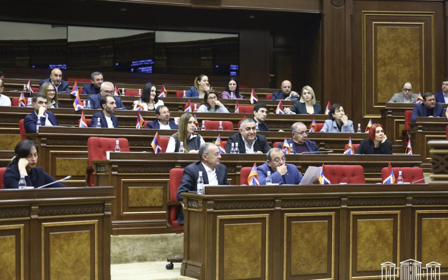 Փաշինյանը կեղծ խաղաղության քարոզով մոլորության մեջ է փորձում գցել ժողովրդին՝ նպատակ ունենալով ապահովել իր վերարտադրությունը․ «Հայաստան» խմբակցության հայտարարությունը՝ վաշինգտոնյան պայմանավորվածությունների վերաբերյալ