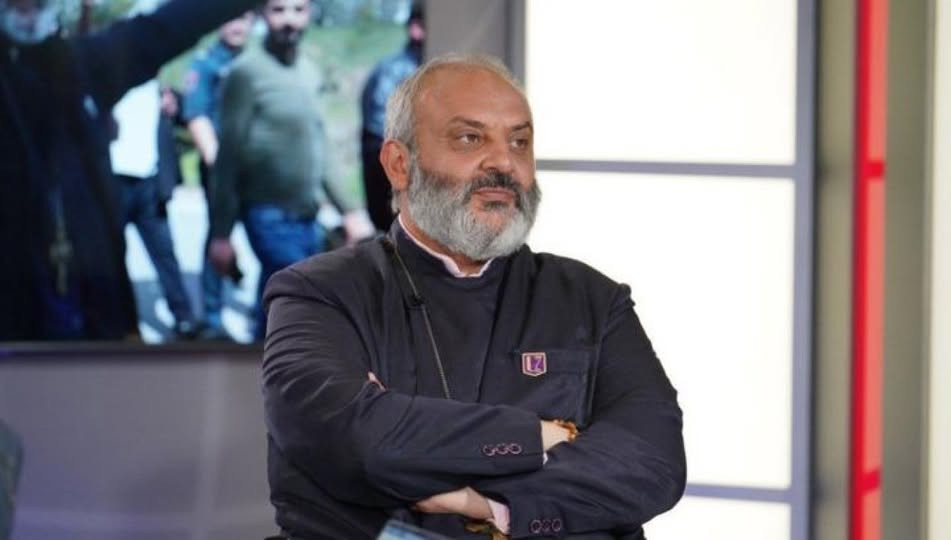 Տիկին գլխավոր դատախազ, ընդունու՞մ եք, որ ամբողջ այս ներկայացումը կեղծված է, պատրա՞ստ եք առնվազն ներողություն խնդրելու․ Բագրատ արքեպիսկոպոս Գալստանյան