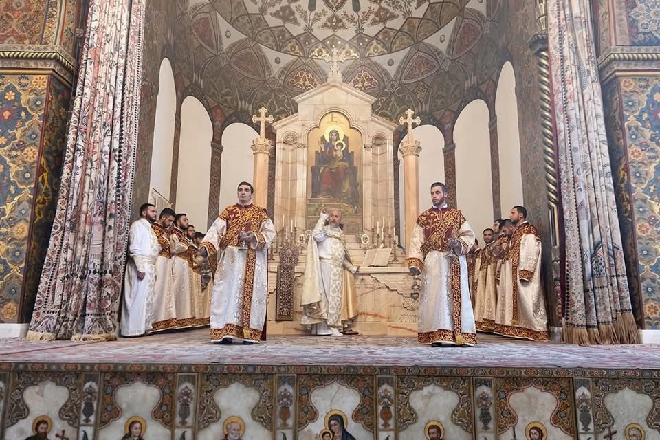 Տոնի խորքում պատգամ կա ուղղված մեզանից յուրաքանչյուրին. Մայր Աթոռում պատարագ է մատուցվել (լուսանկարներ)