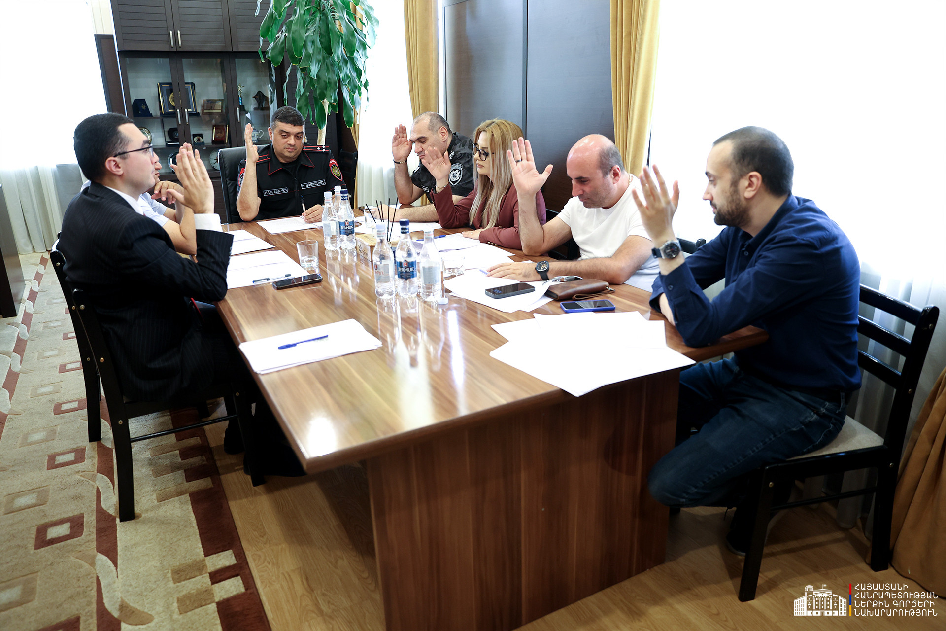 Որոշվել է 4 ծառայողի նկատմամբ կիրառել «Ոստիկանությունից ազատում» կարգապահական տույժը. կայացել է ՆԳ նախարարության կարգապահական հանձնաժողովի հերթական նիստը
