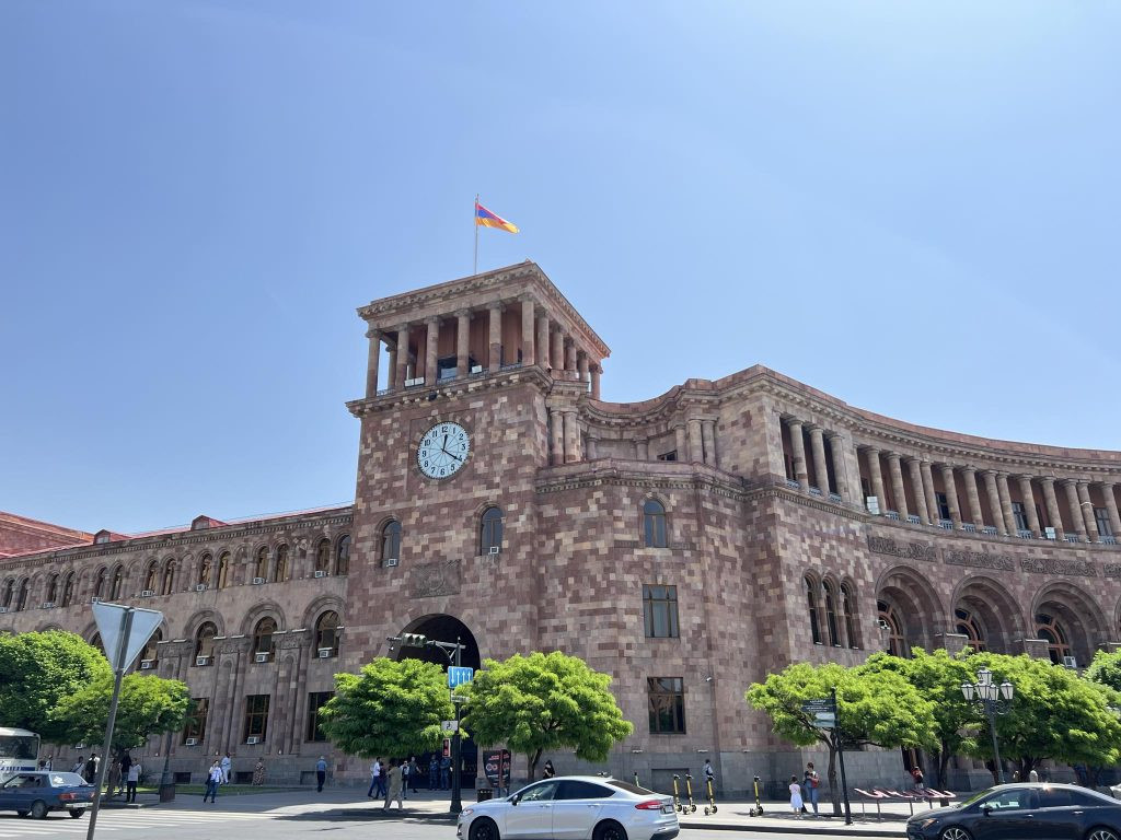 Վարչապետի աշխատակազմն առաջարկում է իրեն հատկացնել հատկացնել 1,093,750 դոլար՝ Ստոկհոլմի արբիտրաժային գործով ՀՀ շահերի պաշտպանության համար