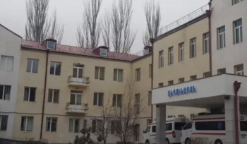 Ծննդյան տարեդարձը նշելուց հետո 17 քաղաքացի, որոնցից 11-ը՝ անչափահասներ, Գորիսում հայտնի «Փոսիկի աղբյուր» բացօթյա տաղավարից տեղափոխվել են Գորիսի հիվանդանոց. Shamshyan.com