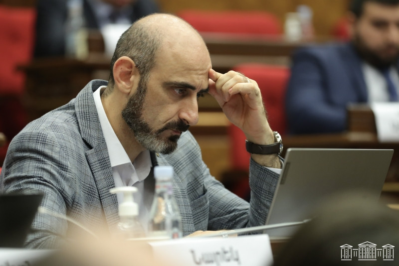 Զեյնալյանը չընտրվեց Սուրբ Գրիգոր Լուսավորիչ ԲԿ-ի տնօրենի պաշտոնում. նոր մրցույթ կլինի
