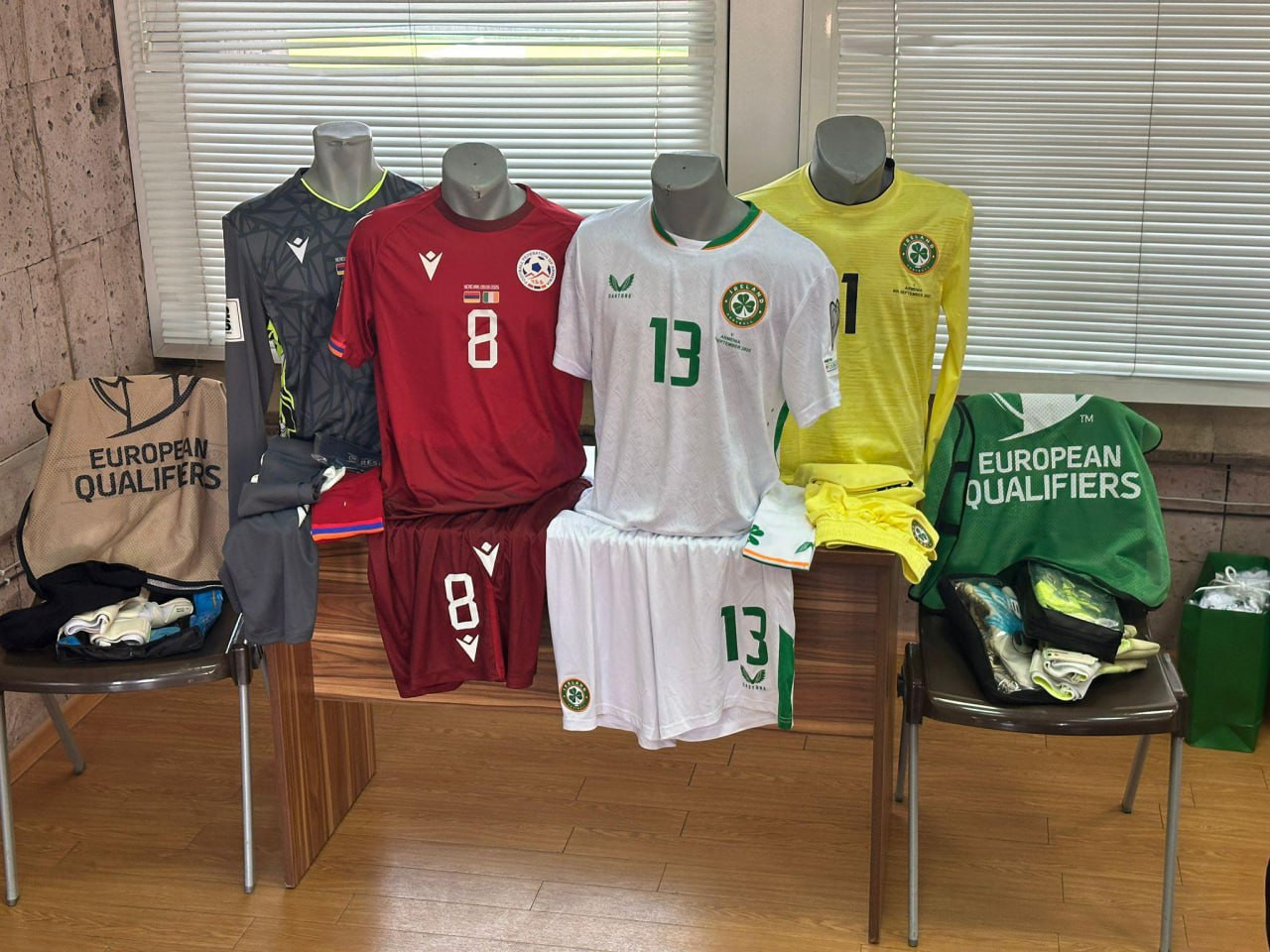 Իռլանդիայի ազգային հավաքականի դեմ Հայաստանի հավաքականը կխաղա կարմիր մարզաշապիկով