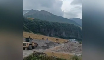 Մցխեթա-Ստեփանծմինդա-Լարս ավտոճանապարհը սողանքի պատճառով փակ է