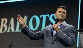 ԱՄՆ հանրապետական կուսակցության կողմնակից Չարլի Քըրքը ծանր վիրավորվել է