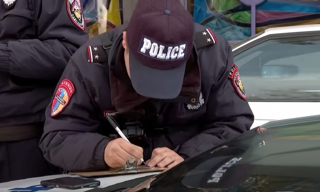 Պարեկը վաճառել է քաղաքացու մեքենան