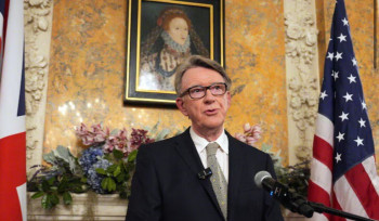 ԱՄՆ-ում Մեծ Բրիտանիայի դեսպանը պաշտոնանկ է արվել Ջեֆրի Էպշտեյնի հետ կապերի պատճառով