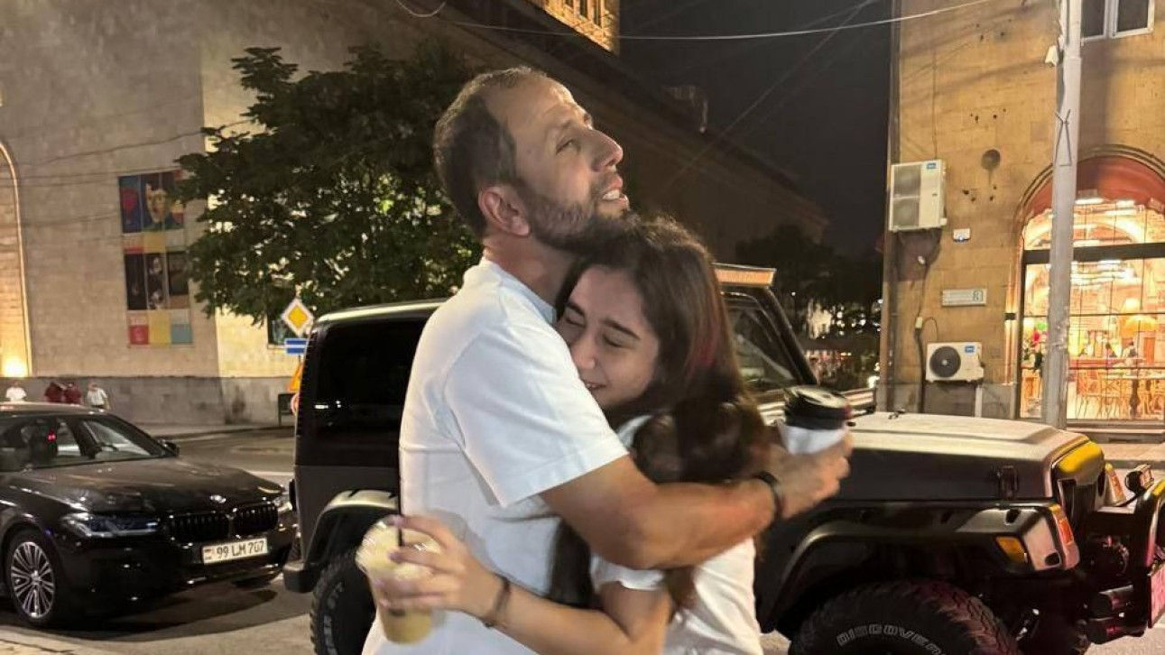 Մեր տան փոքրիկի 1 տարեկանը առանց հայր նշվեց, քրոջս ու իմ տարեդարձները՝ նույնպես. հայրս պաշտում է հայրենիքը, հայրս ապօրինի կալանավորված է. Տիգրան Գալստյանի դուստր