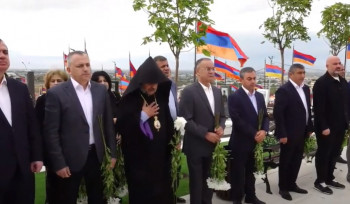 Շահրամանյանը, Սաղաթելյանը և այլ գործիչներ Եռաբլուրում են