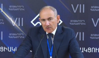 Փաշինյանը պատասխանում է լրագրողների հարցերին․ ուղիղ