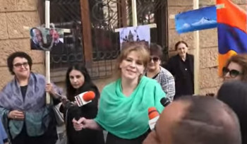 Դատե՛լ Նիկոլին, կանխե՛լ Միքայել Սրբազանի նզովյալ դատավճիռը, ազատություն նրան. բողոքի ակցիա