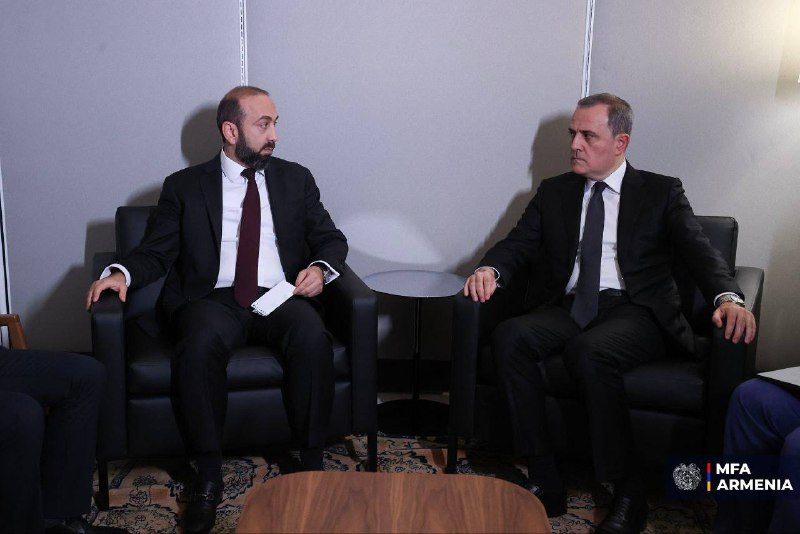 Արարատ Միրզոյանը և Ջեյհուն Բայրամովը քննարկել են  խաղաղության օրակարգի առաջմղման  քայլերը (տեսանյութ)