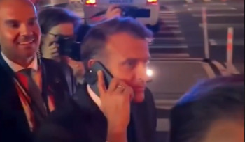 Նյու Յորքում ոստիկանությունը  սխալմամբ կանգնեցրել է Մակրոնի մեքենան․ նա դուրս է եկել մեքենայից, զանգել Թրամփին