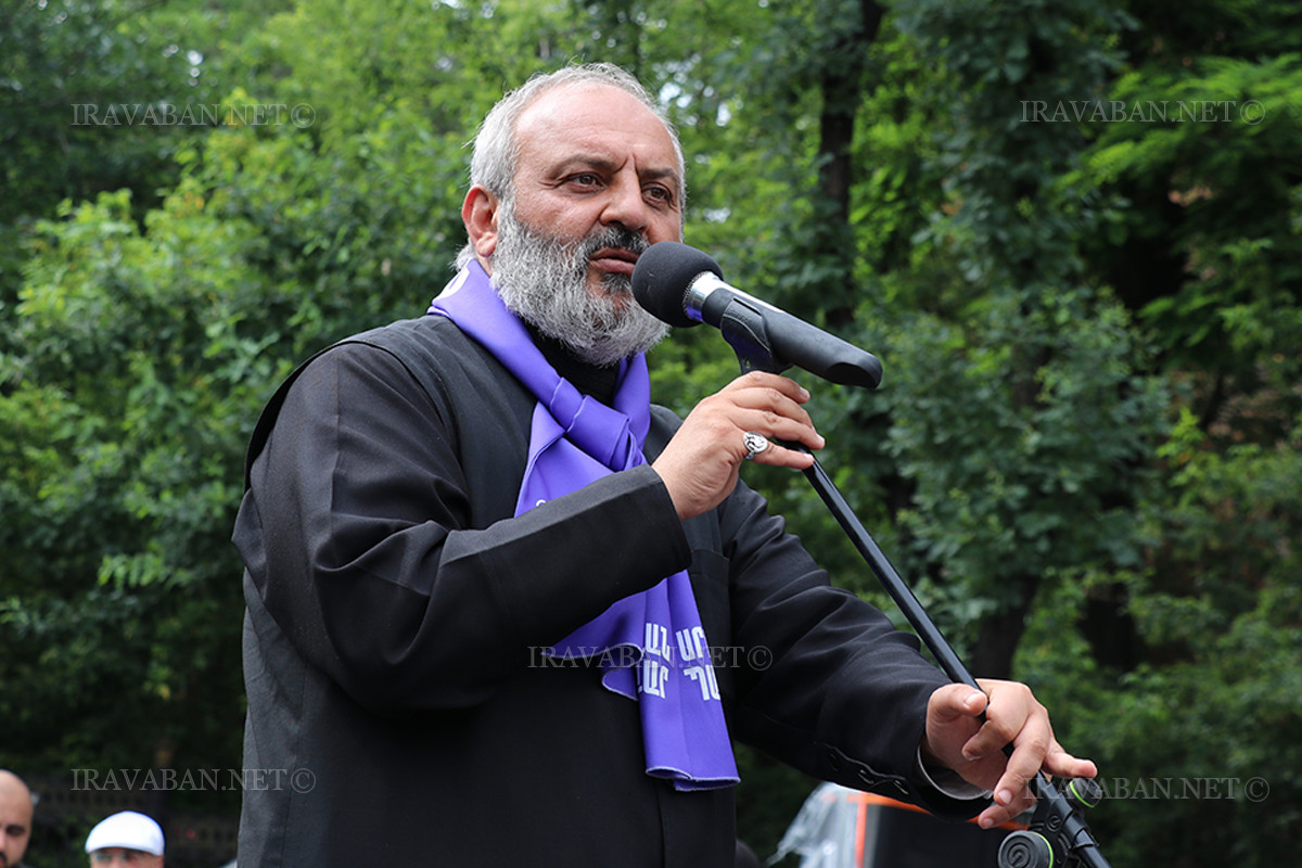Հիշում եմ Վալոդյայի հետ մեր խոսակցությունը իր հաղթական ընտրությունից հետո. Բագրատ Սրբազան
