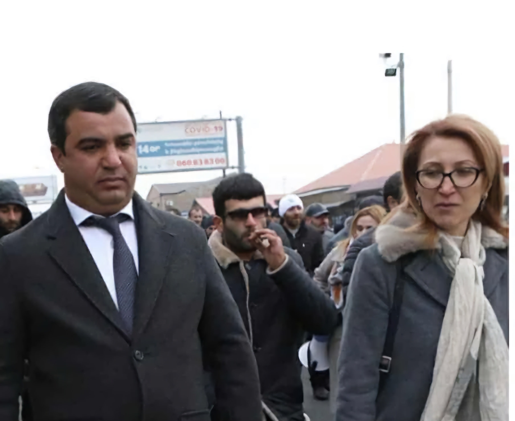 Այս ողբերգության կատարողները, պատվիրատուները, անգործունակները պատասխան են տալու ամենայն խստությամբ, իսկ քո սկսած պայքարը անավարտ չի մնալու, Վալոդյա ջան․ Մանե Թանդիլյան