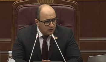 «Պատիվ ունեմ» խմբակցության որոշմամբ հրավիրվել են խորհրդարանական լսումներ․ օրակարգում իմպիչմենտի հարցն է․ ուղիղ