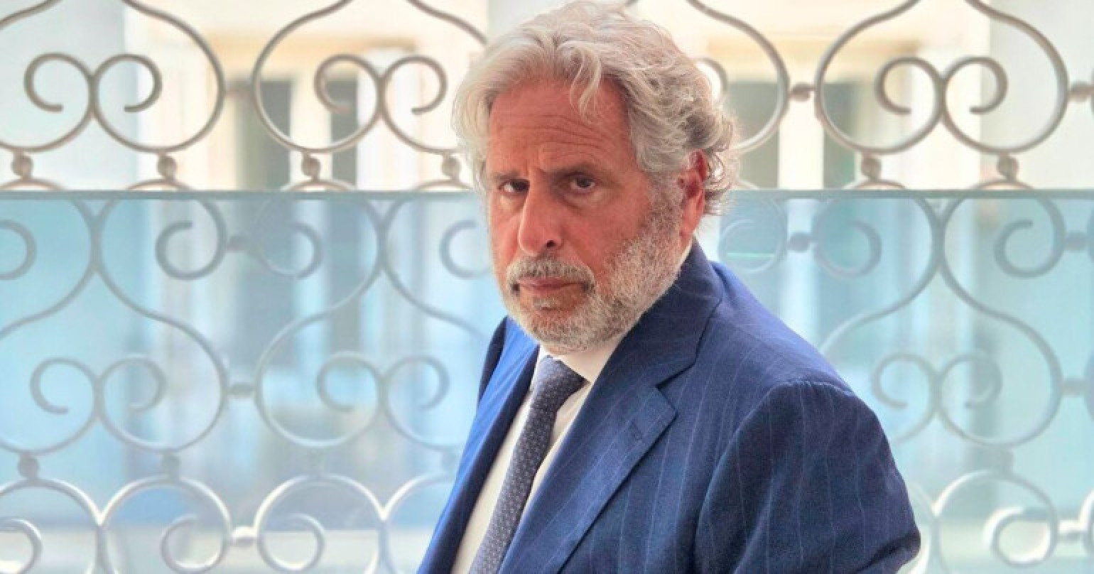 Սամվել Կարապետյանի գործը քաղաքական շոու է․ Ռոբերտ Ամստերդամ