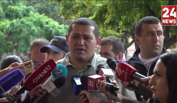 Մեր շքանշանները հետ ենք տալիս․ պատերազմում թափած հայի արյունը այս կառավարությունը զրոյացնում է. ակցիա Կառավարության դիմաց