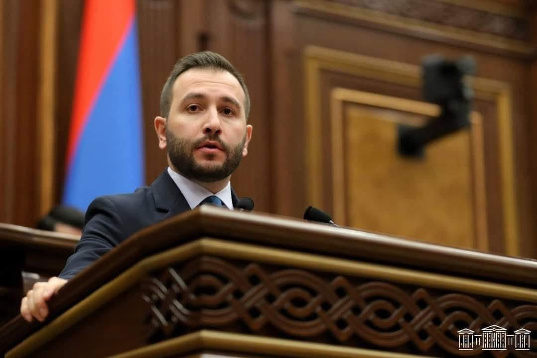 Հենց «խաղաղություն» բառն ասում ես, միանգամից ցնցումների մեջ են ընկնում. Կոնջորյանը՝ ընդդիմությանը