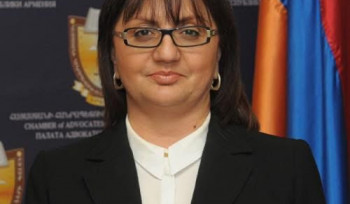 Չի կարելի կեղծ մեղադրանքներով խաղալ մարդկանց անվան հետ. պաշտպանը կալանավորված փաստաբանի մասին