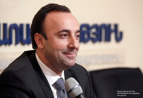 Հրայր Թովմասյանը մեղավոր է ճանաչվել պաշտոնեական լիազորությունները չարաշահելու մեջ. Դատախազություն