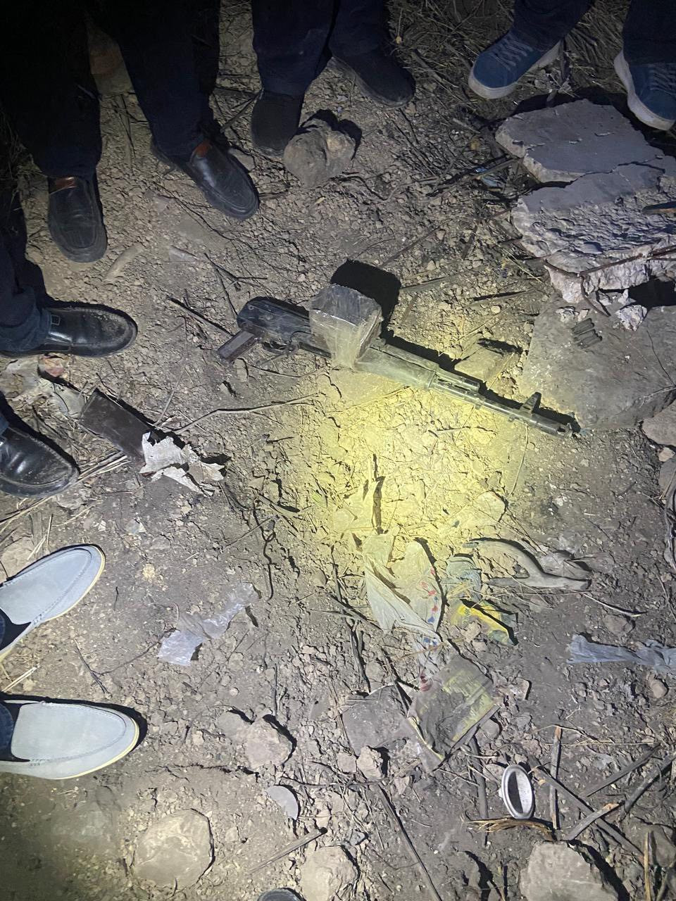 Մերձավանում տեղի ունեցած սպանության գործով մեղադրյալը ցույց է տվել տեղանքը, ուր սովորել է կրակել