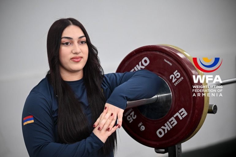 Ծանրամարտի աշխարհի առաջնությունում այսօր ելույթ կունենա կանանց հավաքականի միակ ներկայացուցիչը` Աննա Ամրոյանը