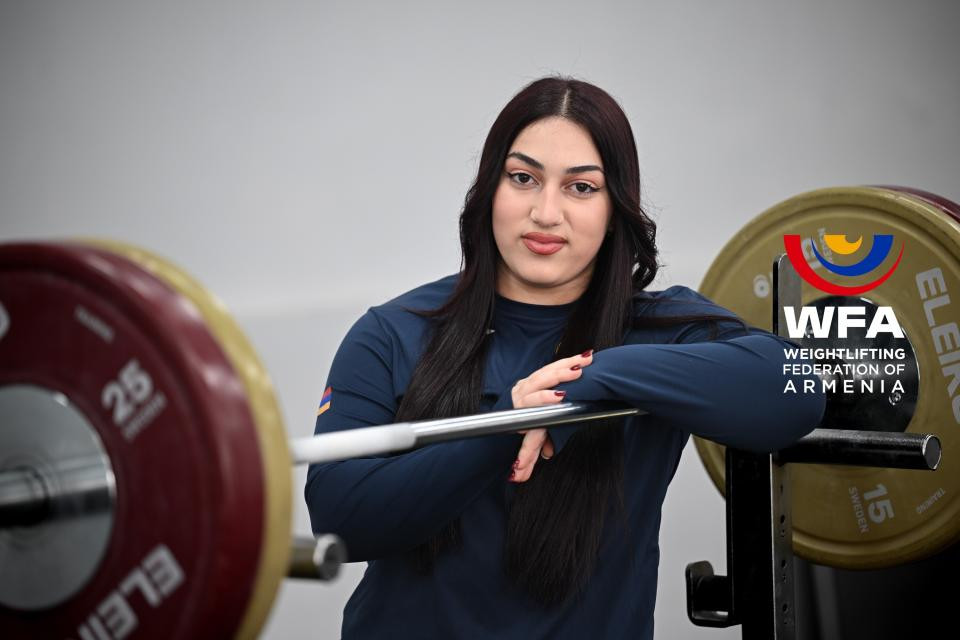 Ծանրորդ Աննա Ամրոյանը 77 կգ քաշայինների B ենթախմբում 4-րդն է