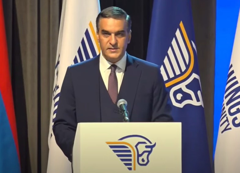 Արման Թաթոյանը 2026 թվականի խորհրդարանական ընտրություններին մասնակցելու է իր ղեկավարած «Միասնության թևեր» նախաձեռնությամբ