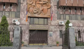 Երևանում օտարերկրացուն նստեցրել են ավտոմեքենան, hարվածներ հասցրել, ստիպել, որ նրա որդին իրենց ուղարկած մարդուն փոխանցի 250 հազար դոլար