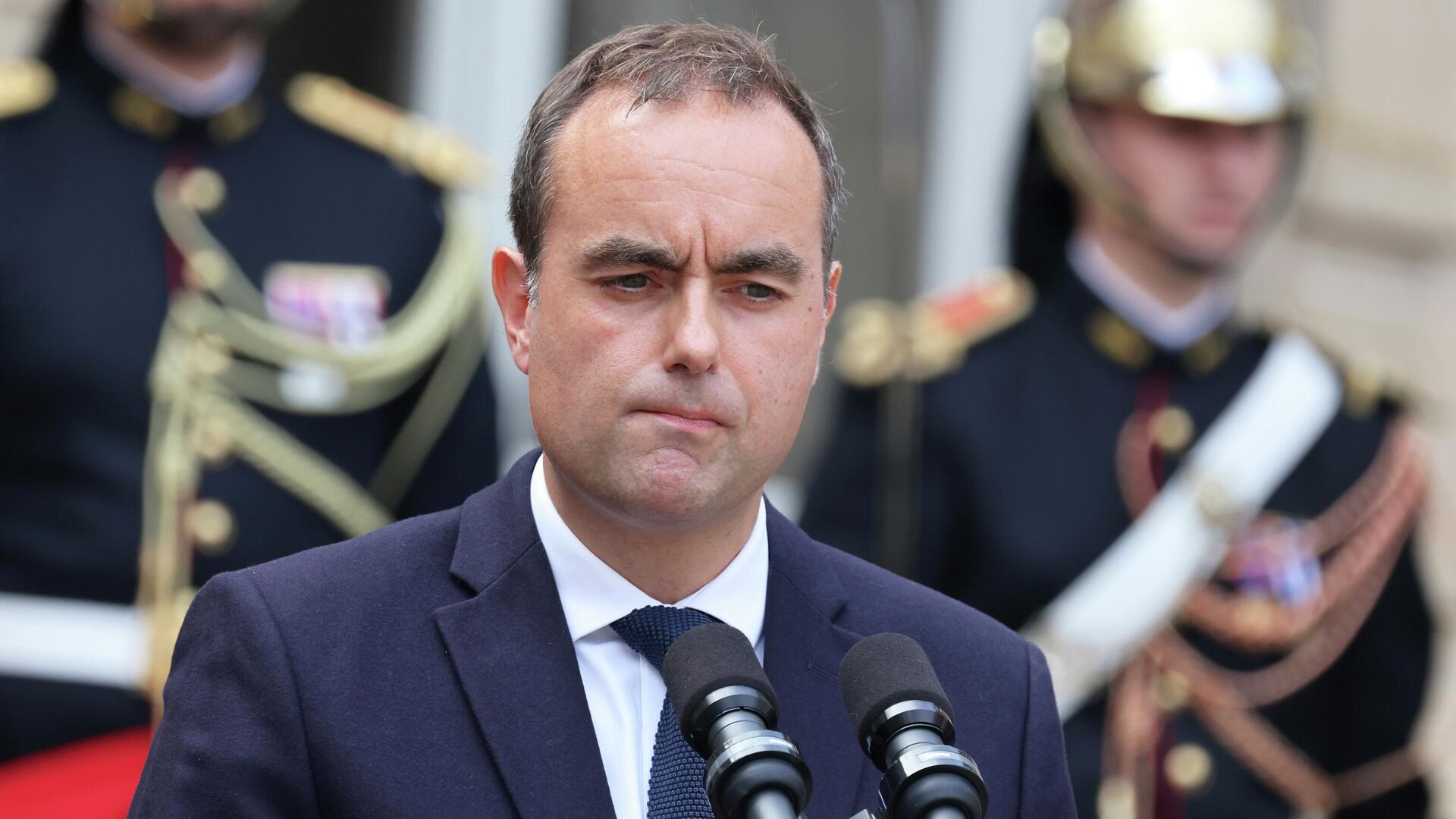 Ֆրանսիայի վարչապետը պլանավորում է կասեցնել կենսաթոշակային բարեփոխումը