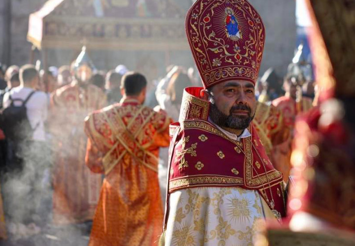 Քննչական կոմիտեն Արագածոտնի թեմից բերման է ենթարկել միանգամից հինգ քահանայի. 24news