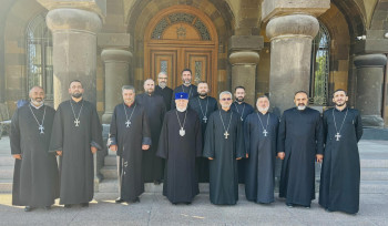 Գարեգին Երկրորդը հանդիպել է  Արագածոտնի թեմի բերման ենթարկված հոգևորականներին