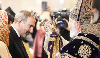 Կաթողիկոսի գահակալության օրը գահընկեցության պլան է մշակվել. «Ժողովուրդ»