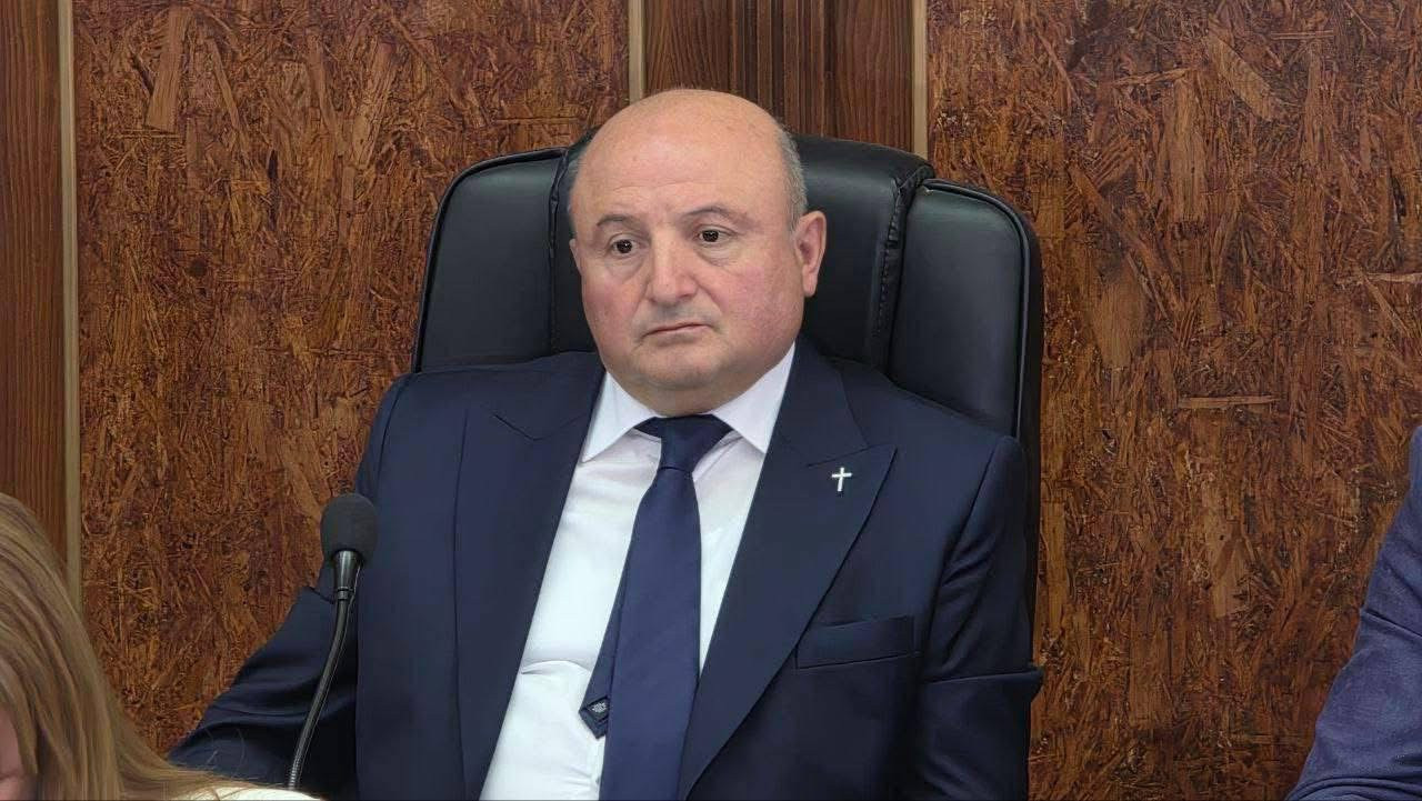 «Մեր ձևով» շարժումը իր անվերապահ սատարումն է հայտնում Գյումրիի ընտրված քաղաքապետին. հայտարարություն