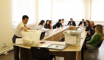 36 թեկնածուն էլ կտրվել է քննությունից, այդ թվում Գալյանի խորհրդականն ու Ալեն Սիմոնյանի օգնականը. «Հրապարակ»