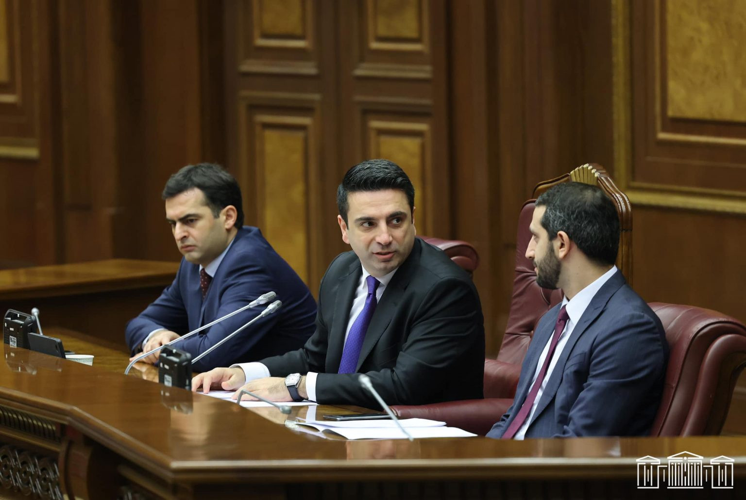 Ռուբինյանը նպատակ ունի զբաղեցնել ԱԺ նախագահի պաշտոնը, քանի՞ աչք կա այդ աթոռի վրա. «Հրապարակ»