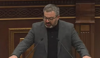 Ամո’թ ձեզ, ինձ արգելել եք մտնել զորամաս ու ծաղիկ դնել ընկերներիս գերեզմանին, լրտե՞ս եմ. Դանիելյան (տեսանյութ)