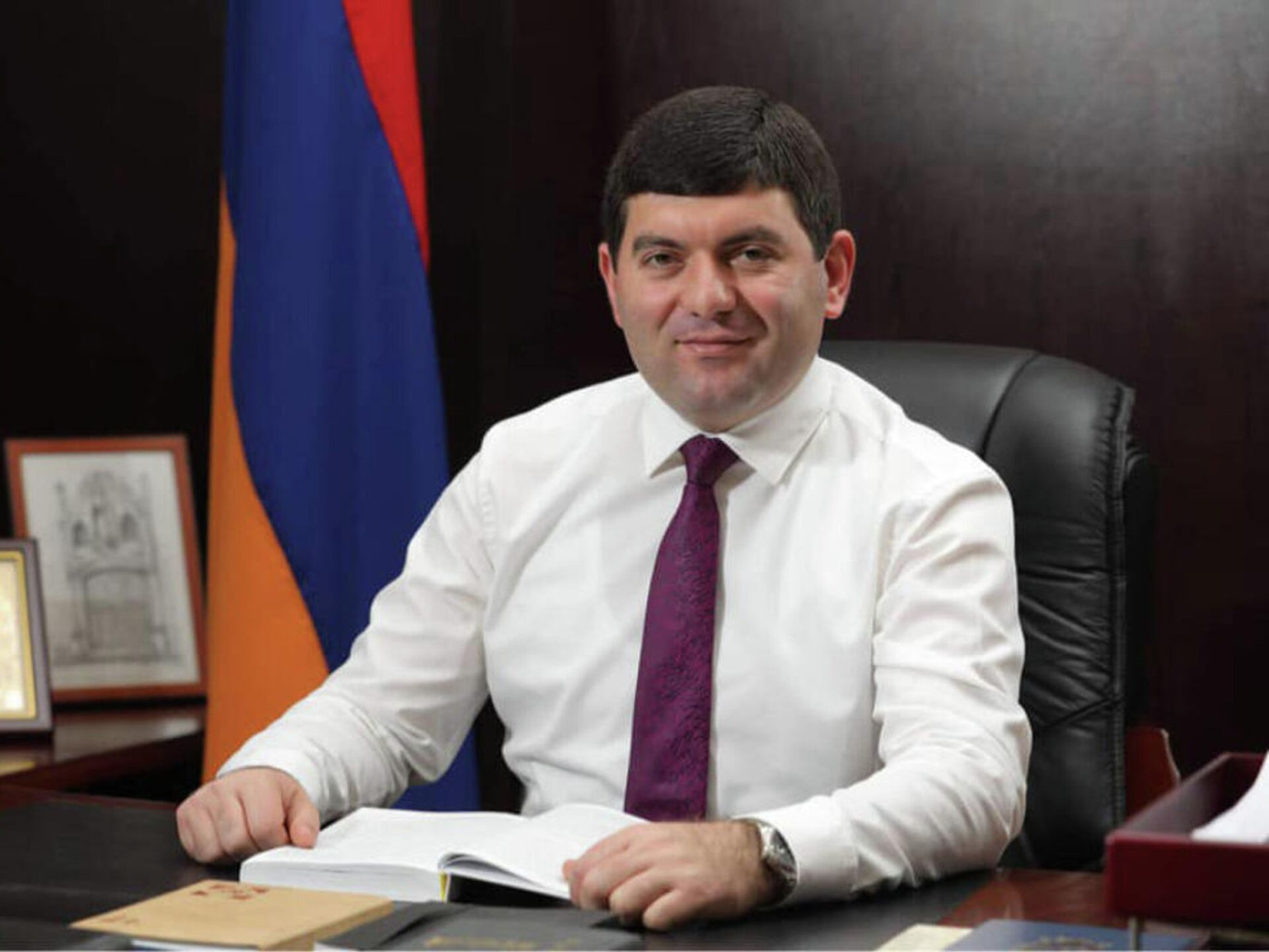 Յոթ ու կես տարի անց ինձ շինծու գործով շուտափույթ ազատազրկելու որոշումը խոսում է այն մասին, որ իմ դեմ կիրառված պատժամիջոցը բացառապես քաղաքական է․ Դավիթ Համբարձումյան